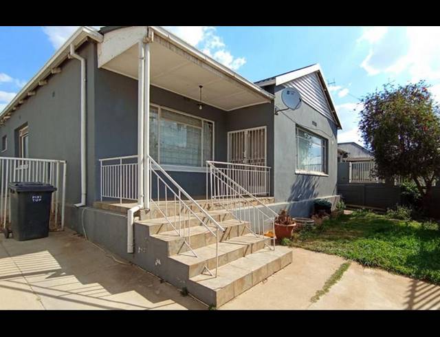 3 BEDROOM HOUSE FOR SALE IN KENSINGTON